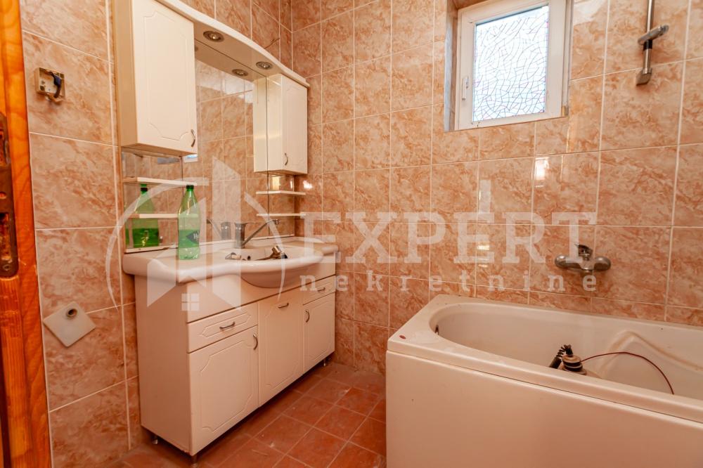 Slika 8 - Proleterska,  Kuća na prodaju, 500m2, 721.000€