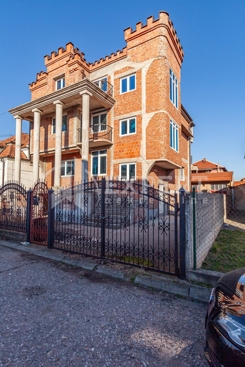 Slika 1 - Proleterska,  Kuća na prodaju, 500m2, 721.000€