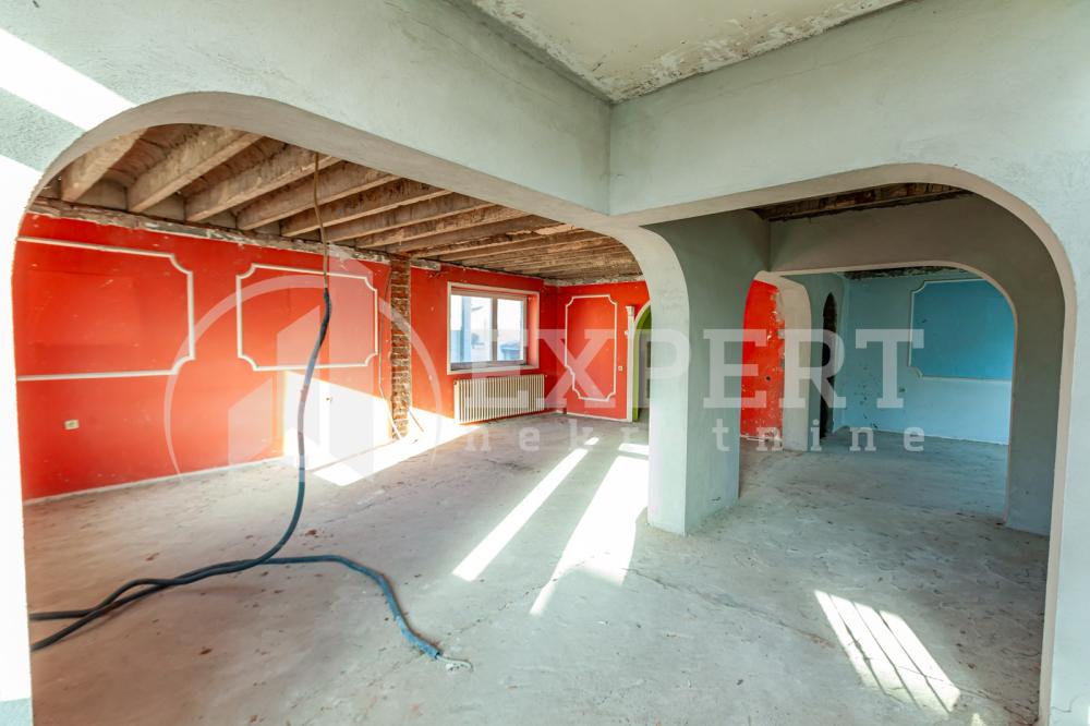 Slika 5 - Proleterska,  Kuća na prodaju, 500m2, 721.000€