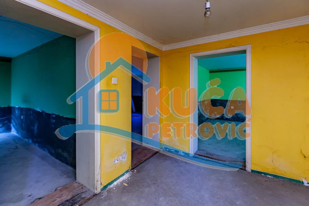 Slika 10 - Proleterska,  Kuća na prodaju, 500m2, 721.000€