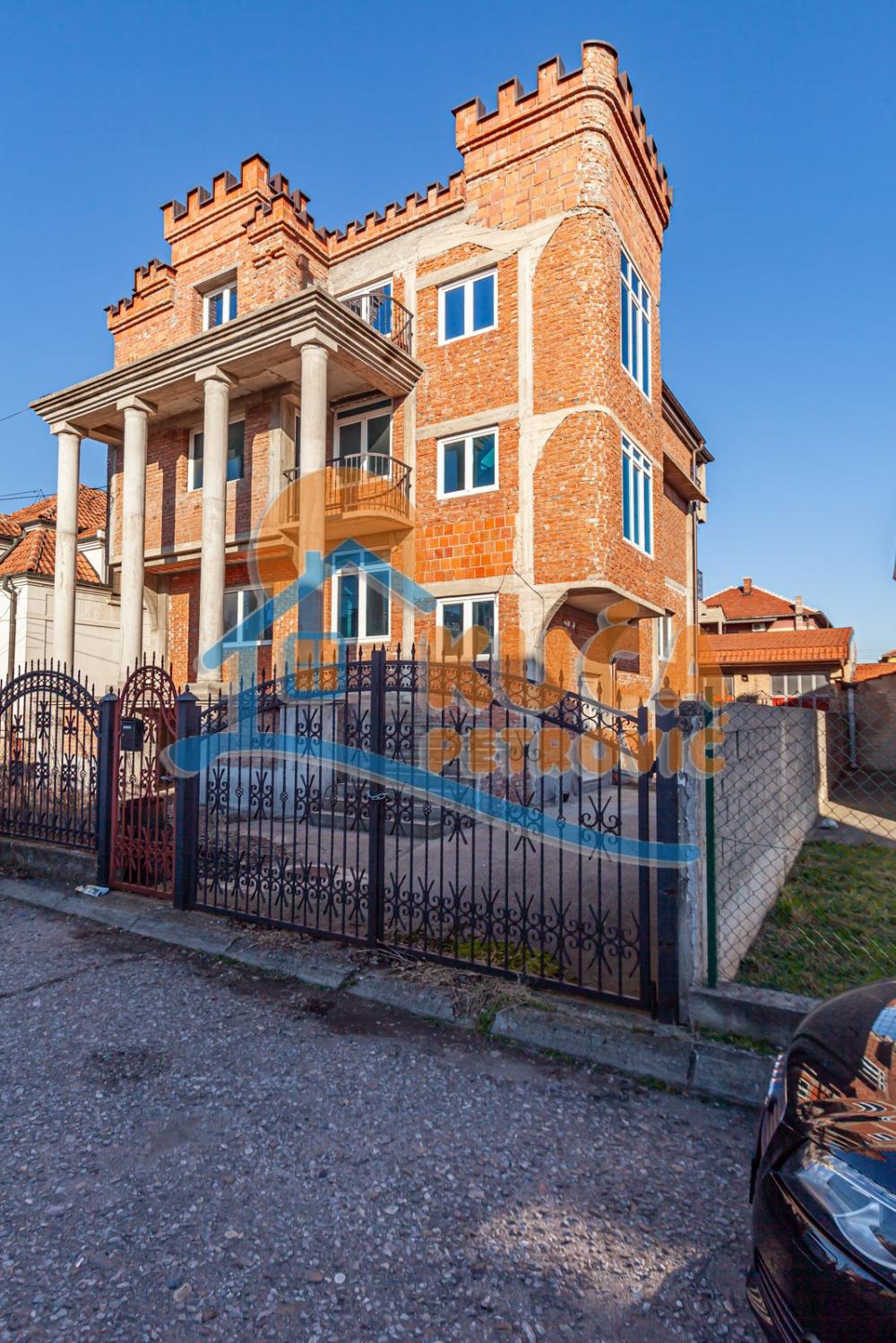 Slika 1 - Proleterska,  Kuća na prodaju, 500m2, 721.000€