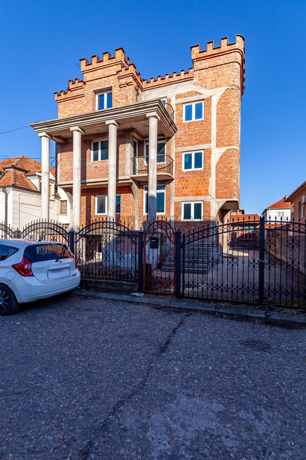 Glavna slika -Proleterska,  Kuća na prodaju, 500m2, 721.000€