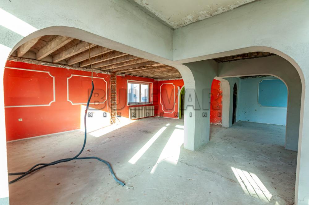 Slika 5 - Proleterska,  Kuća na prodaju, 500m2, 721.000€