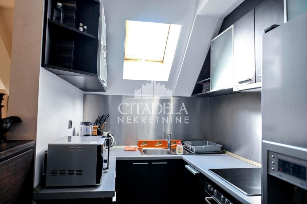 Slika 7 - Trgovačka, Četvorosoban stan na prodaju, 100m2, 240.000€