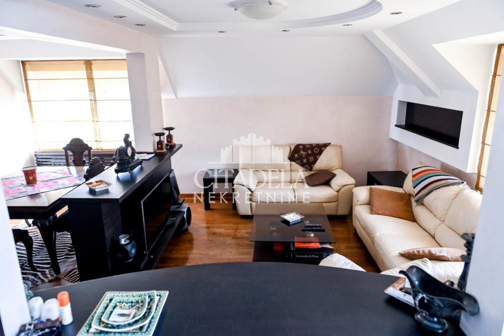 Slika 2 - Trgovačka, Četvorosoban stan na prodaju, 100m2, 240.000€