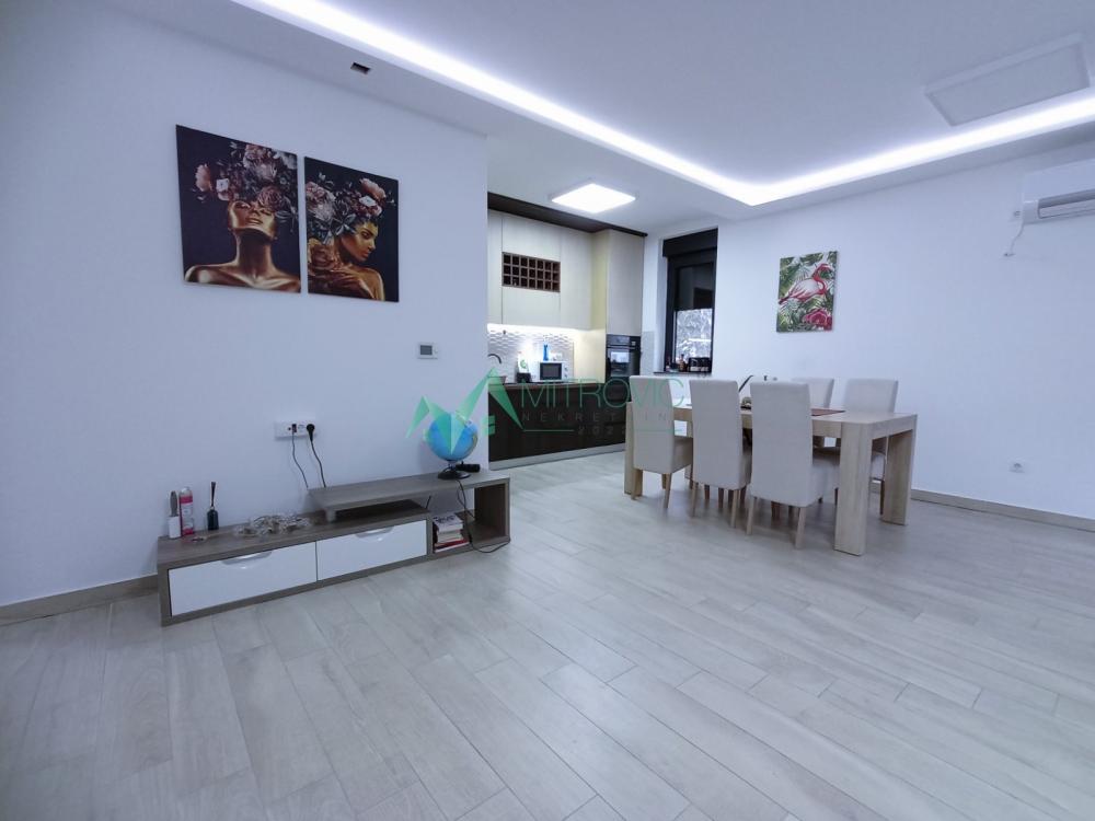 Slika 2 - Trosoban stan za izdavanje, 80m2, 1.000€