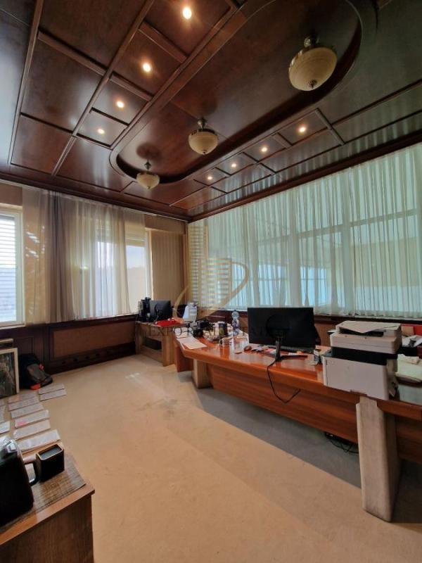 Glavna slika - Lokal za izdavanje, 690m2, 5.000€