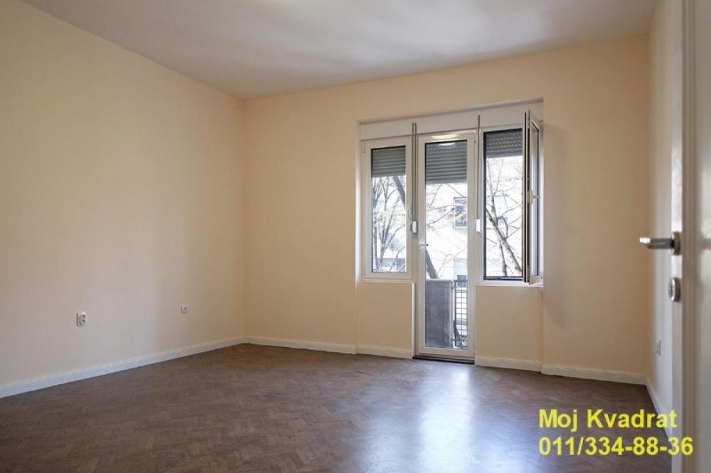 Slika 4 - Četvorosoban stan za izdavanje, 105m2, 1.200€