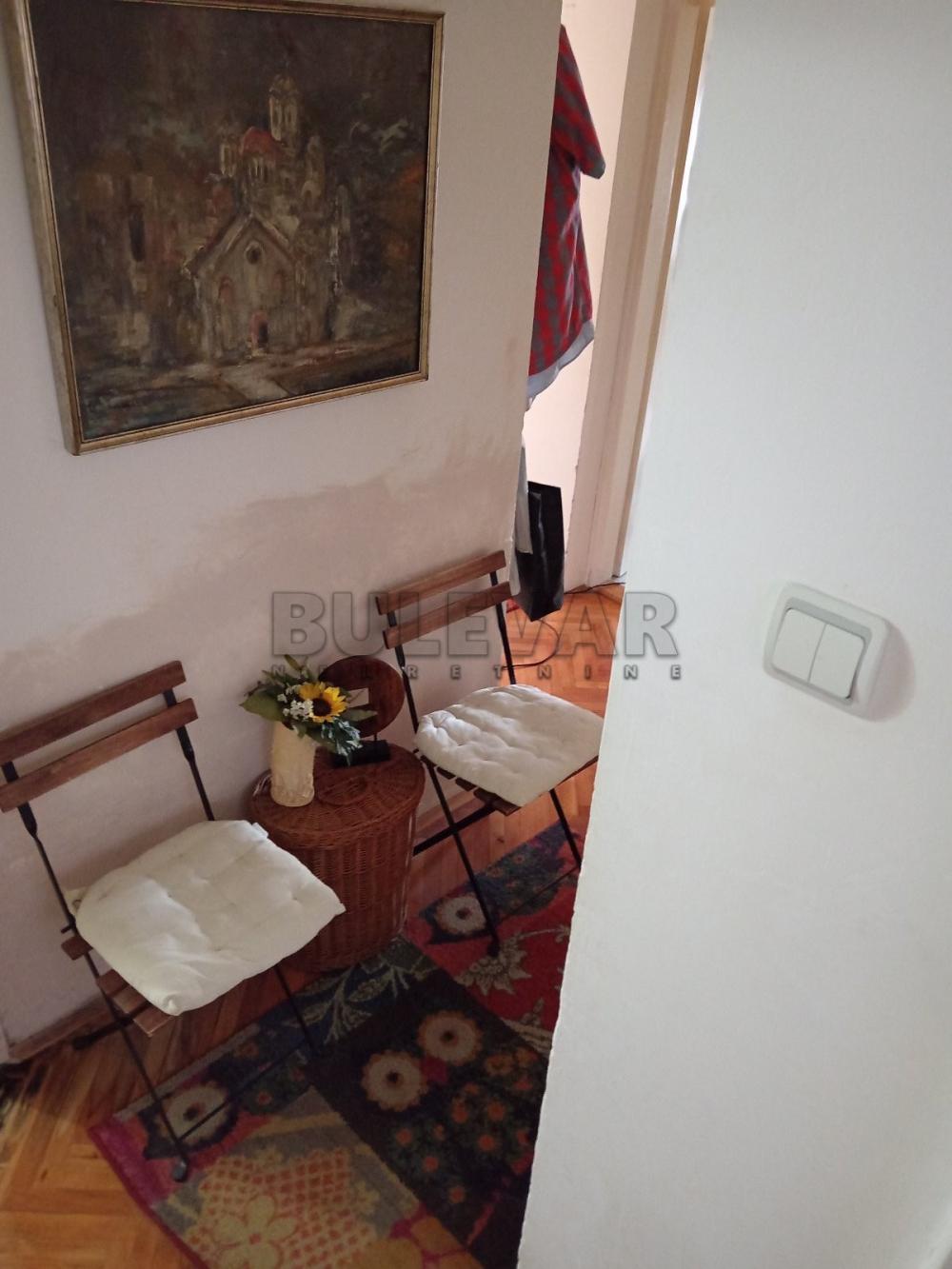 Slika 5 - Bulevar Nikole Tesle, Trosoban stan na prodaju, 95m2, 120.000€