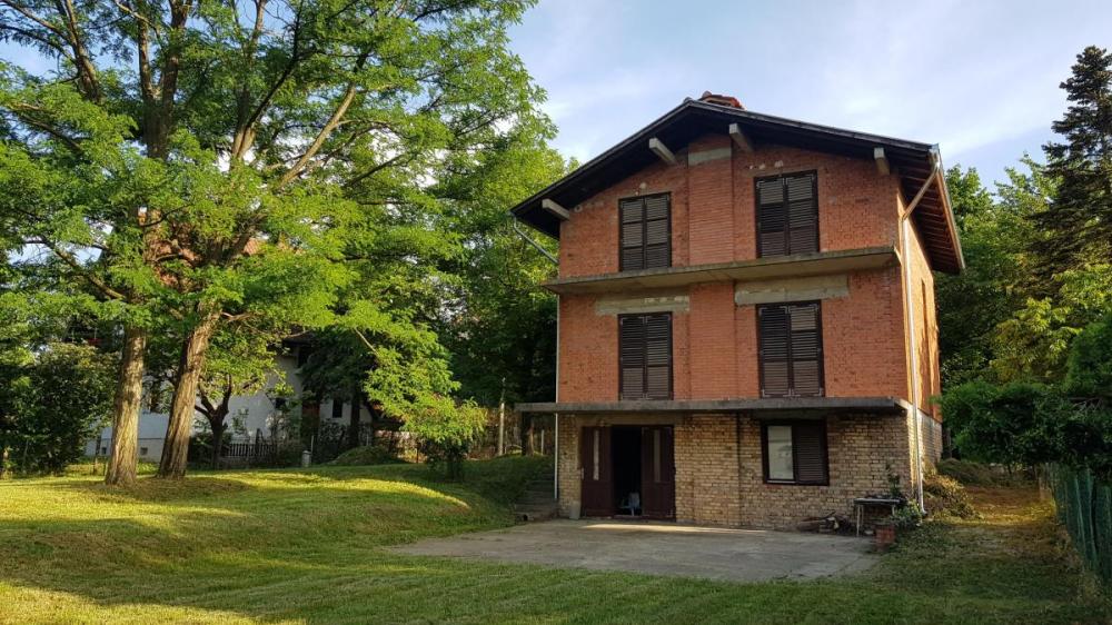 Slika 9 - Sremskih Partizana,  Kuća na prodaju, 278m2, 231.750€