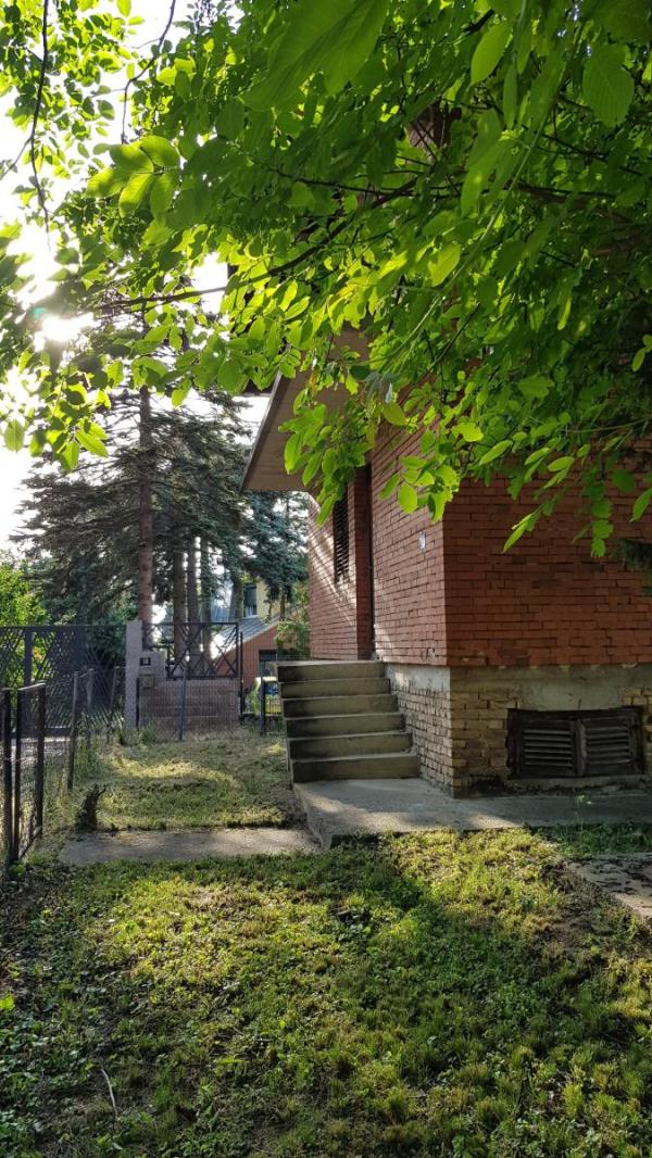 Slika 5 - Sremskih Partizana,  Kuća na prodaju, 278m2, 231.750€