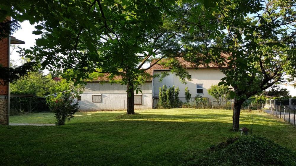 Slika 6 - Sremskih Partizana,  Kuća na prodaju, 278m2, 231.750€