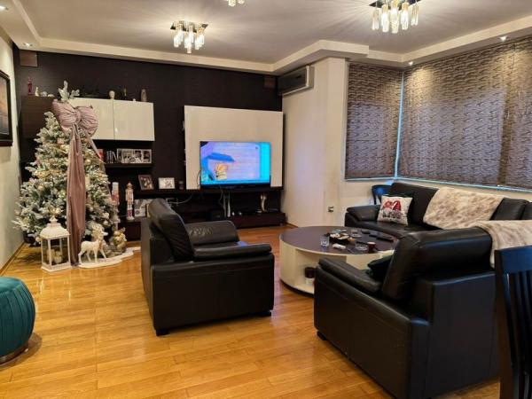 Slika 2 - Četvorosoban stan na prodaju, 121m2, 370.800€
