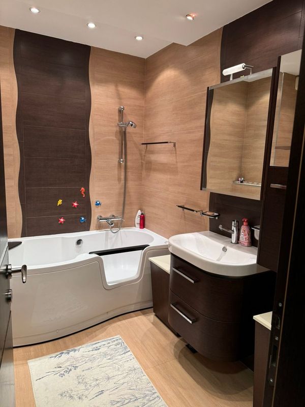 Slika 9 - Četvorosoban stan na prodaju, 121m2, 370.800€