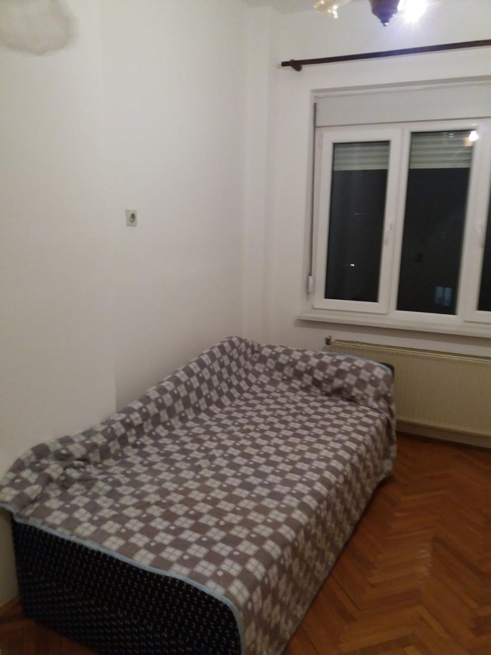 Slika 0 - Obrenovićeva, Dvoiposoban stan za izdavanje, 65m2, 300€