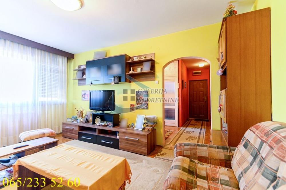 Slika 7 - Pere Velimirovića, Trosoban stan na prodaju, 70m2, 175.000€