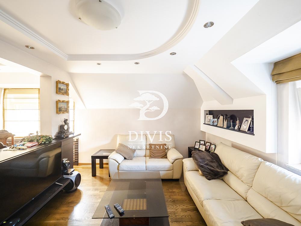 Glavna slika -Trgovačka, Trosoban stan na prodaju, 77m2, 230.000€