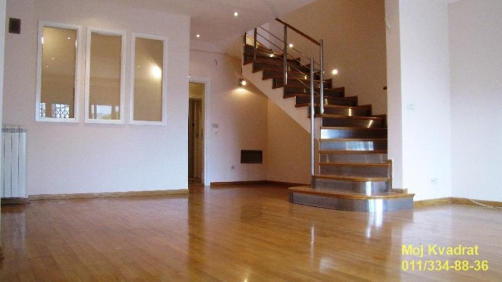 Slika 3 -  Kuća na prodaju, 215m2, 697.000€