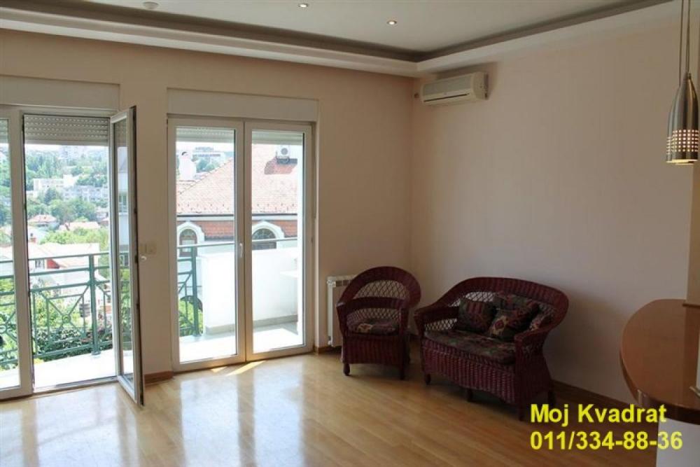 Slika 4 -  Kuća na prodaju, 215m2, 697.000€