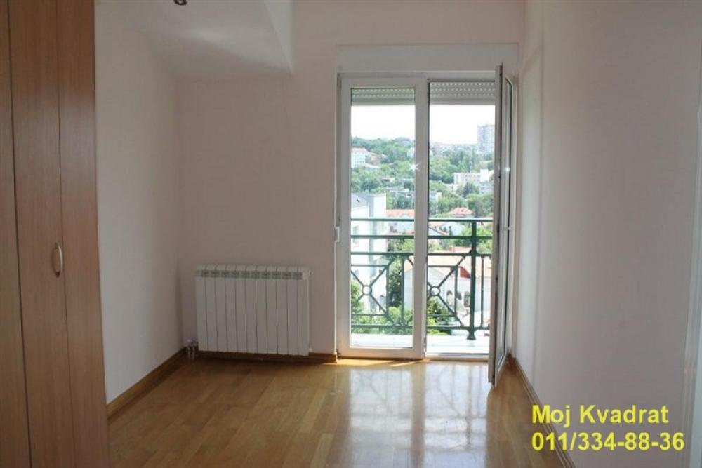 Slika 9 -  Kuća na prodaju, 215m2, 697.000€