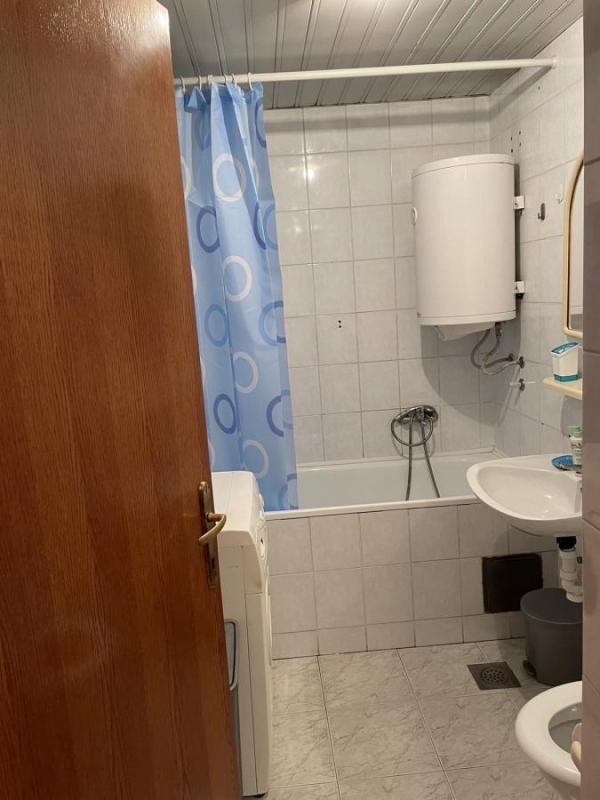 Slika 4 - Jednoiposoban stan za izdavanje, 40m2, 400€
