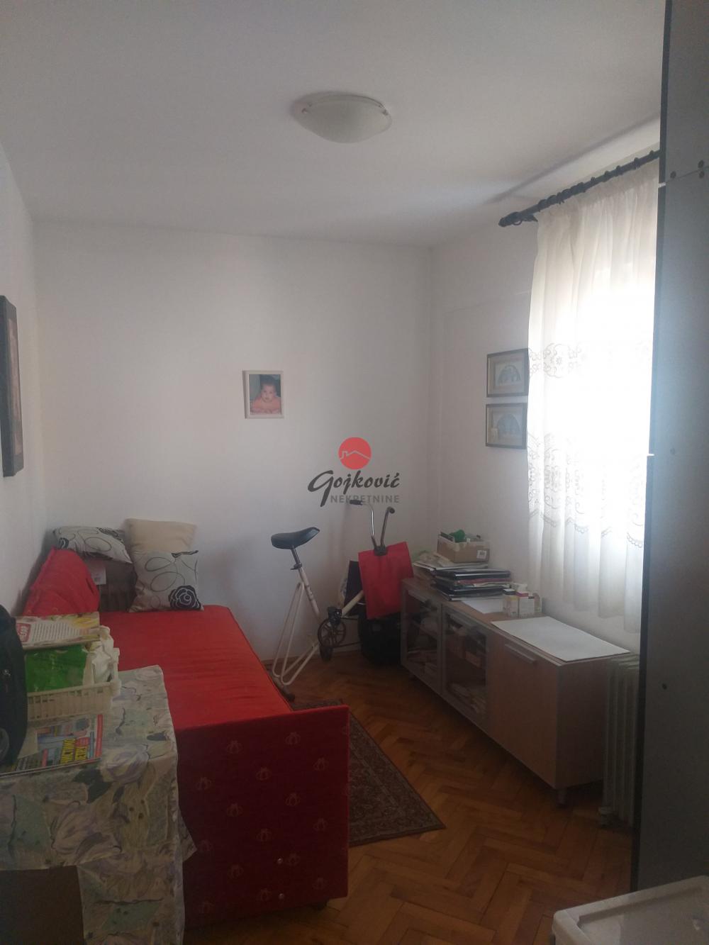 Slika 11 - Ratka Pavlovića,  Kuća na prodaju, 158m2, 380.000€