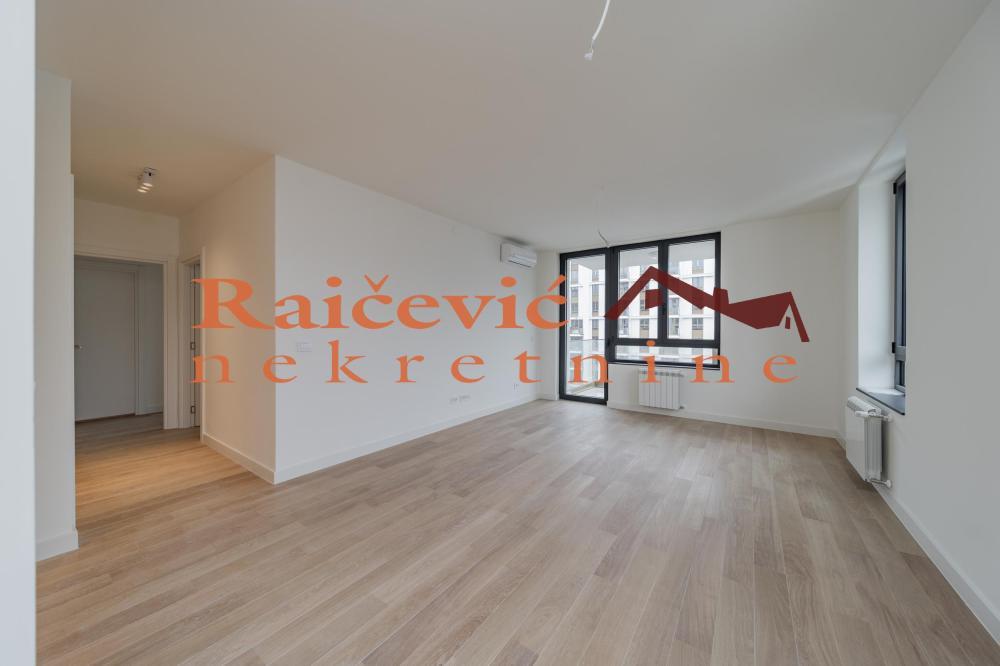 Glavna slika -Nikolaja Kravcova, Trosoban stan na prodaju, 79m2, 355.500€