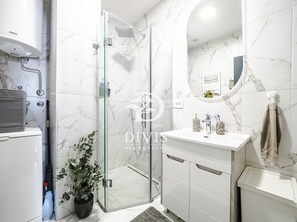 Slika 1 - Šumatovačka, Dvosoban stan na prodaju, 57m2, 225.000€