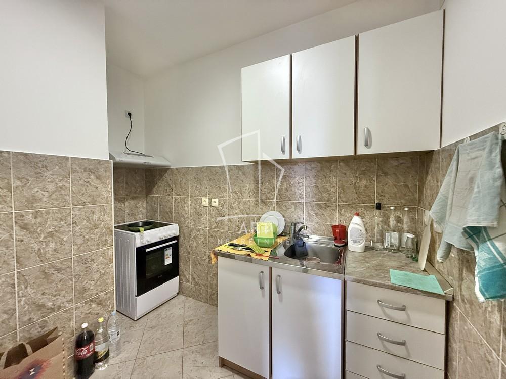 Slika 4 - Banjska, Trosoban stan za izdavanje, 53m2, 850€