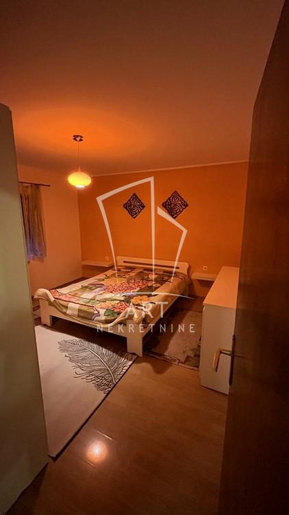 Slika 11 - Pavla Popovića, Trosoban stan za izdavanje, 90m2, 650€