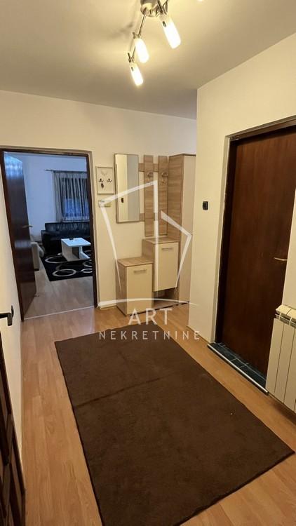 Slika 6 - Pavla Popovića, Trosoban stan za izdavanje, 90m2, 650€