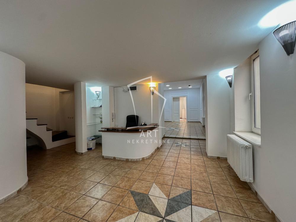 Slika 6 - Obilićev Venac, Četvorosoban stan za izdavanje, 85m2, 1.100€