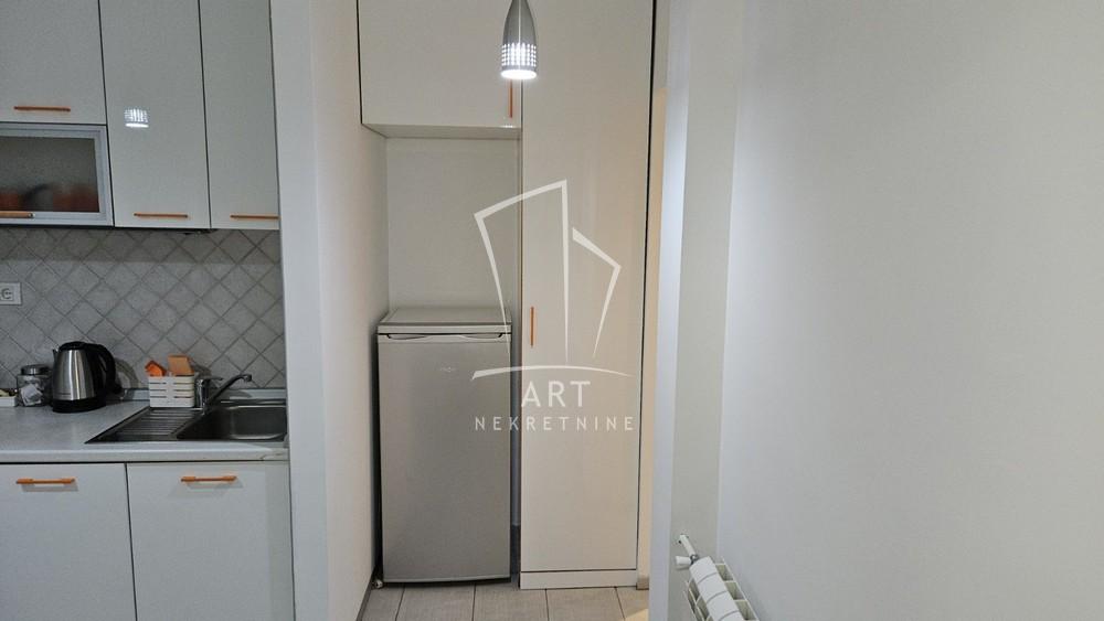 Slika 7 - Bulevar Mihajla Pupina, Dvosoban stan za izdavanje, 48m2, 700€