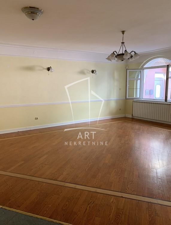 Slika 7 - Herceg Stjepana, Kuća za izdavanje, 423m2, 4.500€