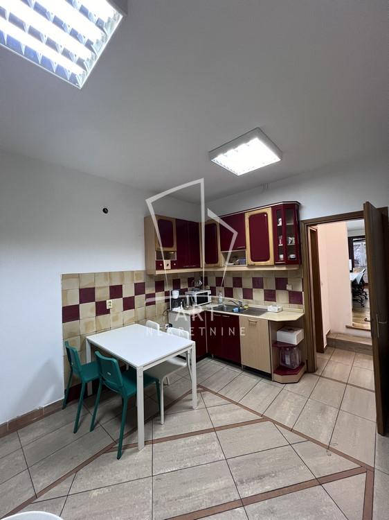 Slika 7 - Ulofa Palmea, Kuća za izdavanje, 540m2, 3.200€