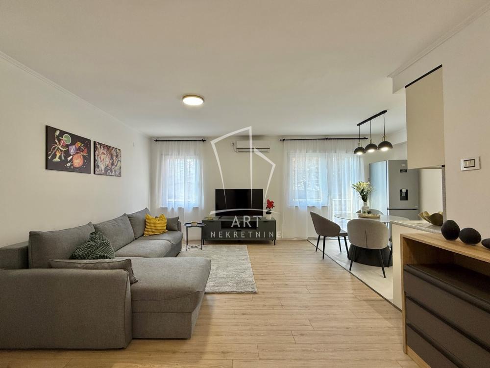 Slika 3 - Mirijevski Bulevar, Kuća za izdavanje, 390m2, 5.200€