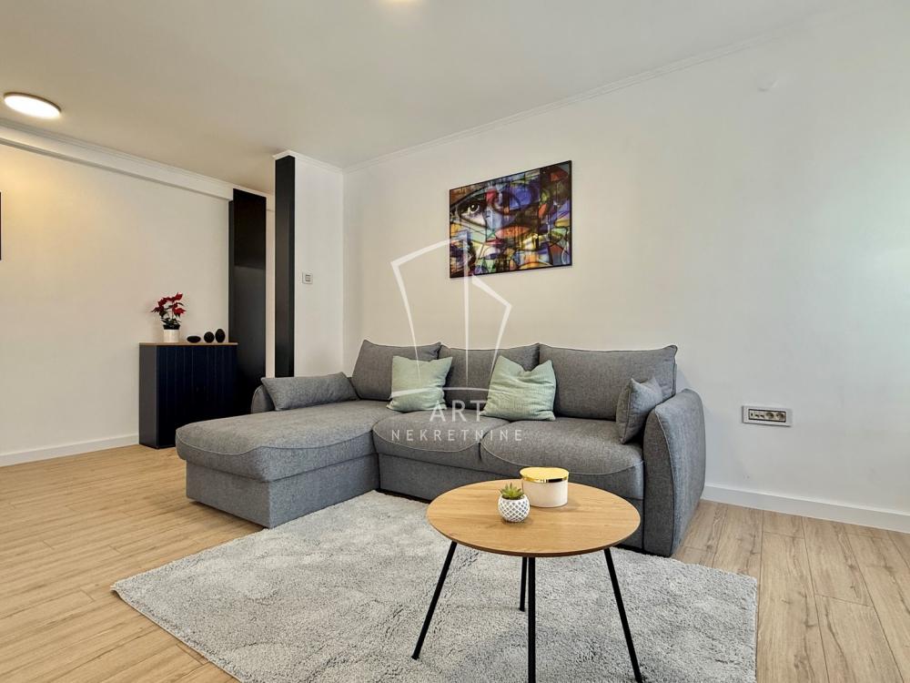 Slika 7 - Mirijevski Bulevar, Kuća za izdavanje, 390m2, 5.200€