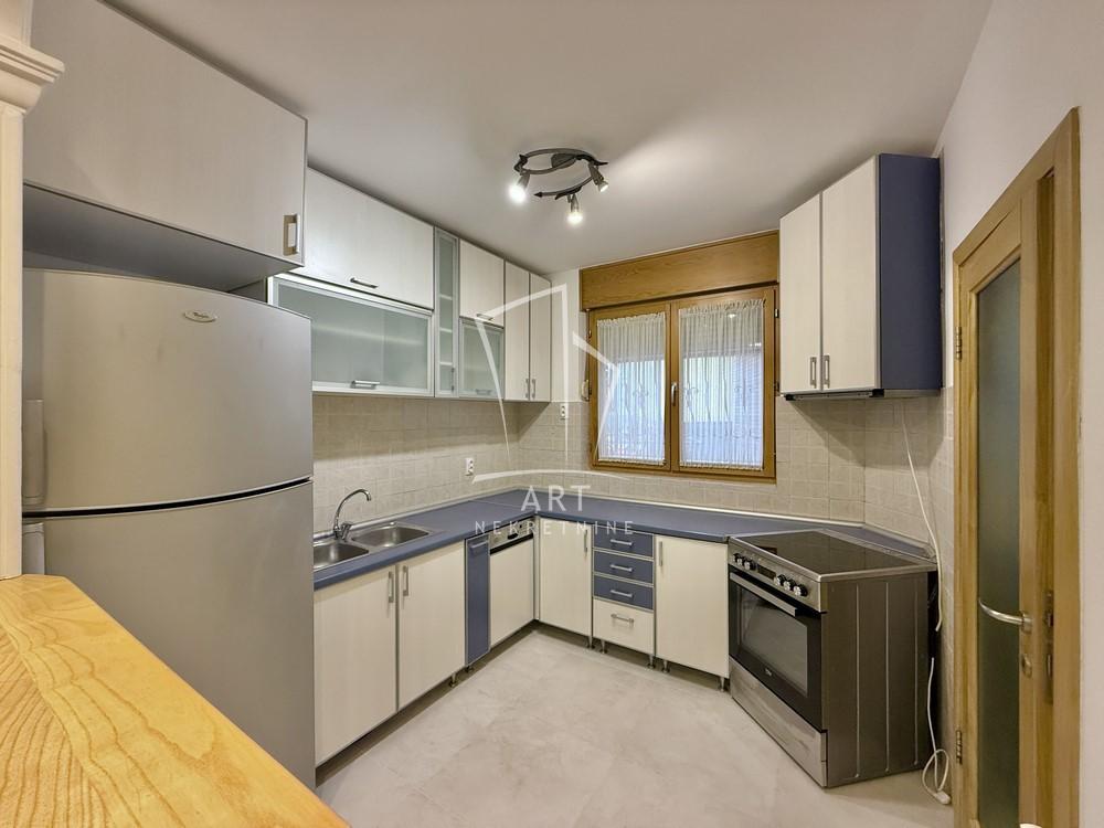 Slika 5 - Raška, Šestosoban stan za izdavanje, 147m2, 2.500€