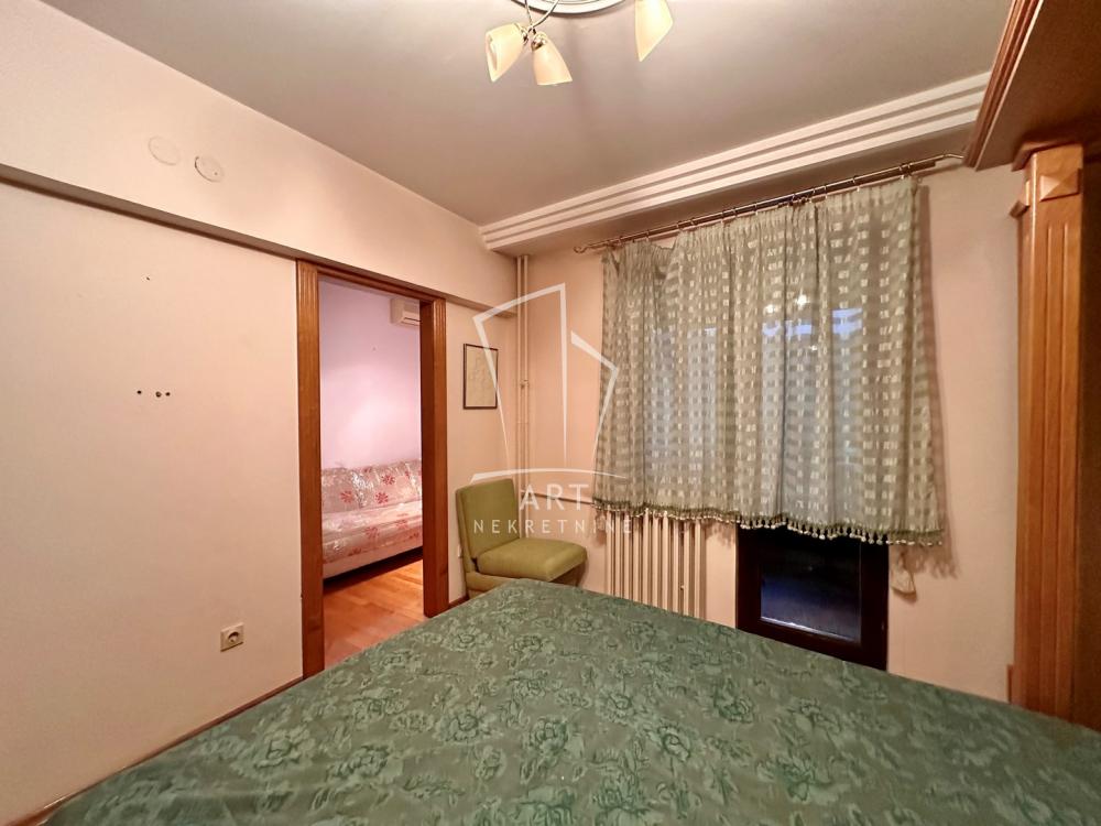 Slika 4 - Kosovska, Četvorosoban stan za izdavanje, 94m2, 1.000€