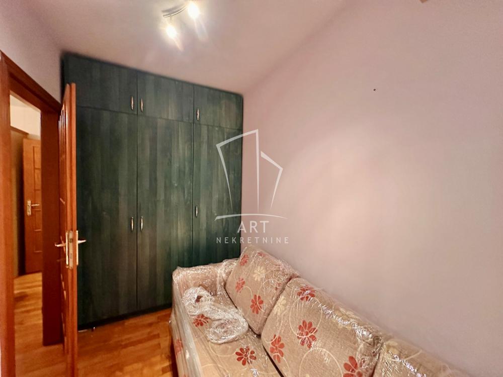 Slika 6 - Kosovska, Četvorosoban stan za izdavanje, 94m2, 1.000€