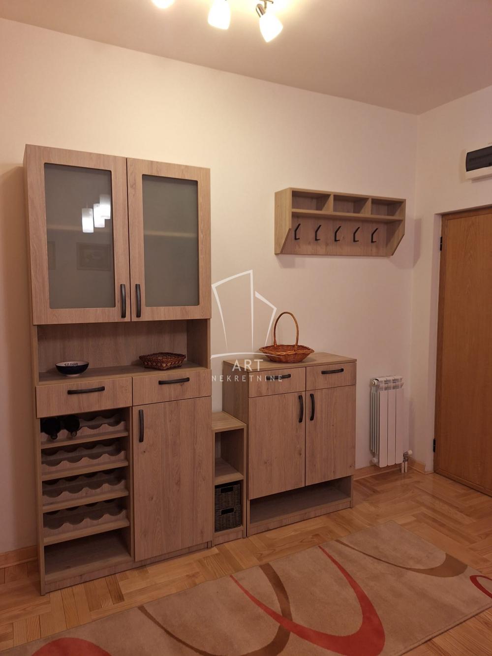 Slika 11 - Braće Nedić, Dvosoban stan za izdavanje, 56m2, 800€
