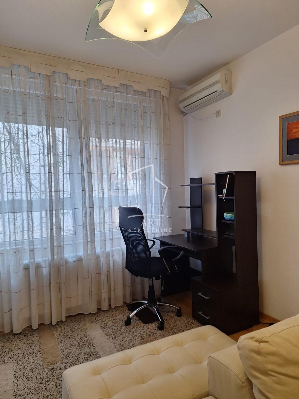 Slika 10 - Braće Nedić, Dvosoban stan za izdavanje, 56m2, 800€