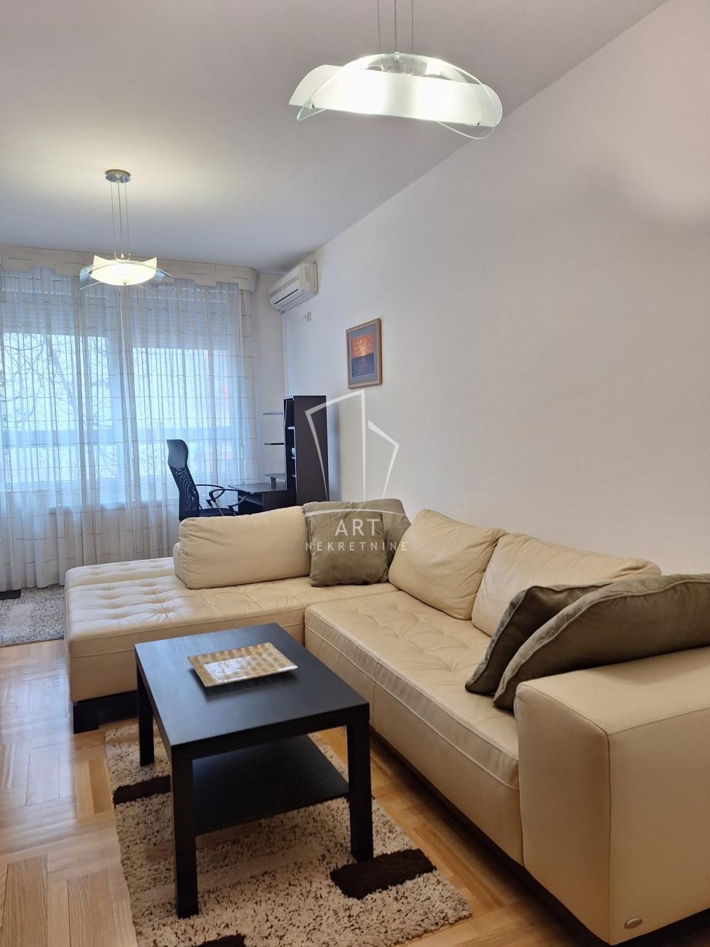 Slika 1 - Braće Nedić, Dvosoban stan za izdavanje, 56m2, 800€