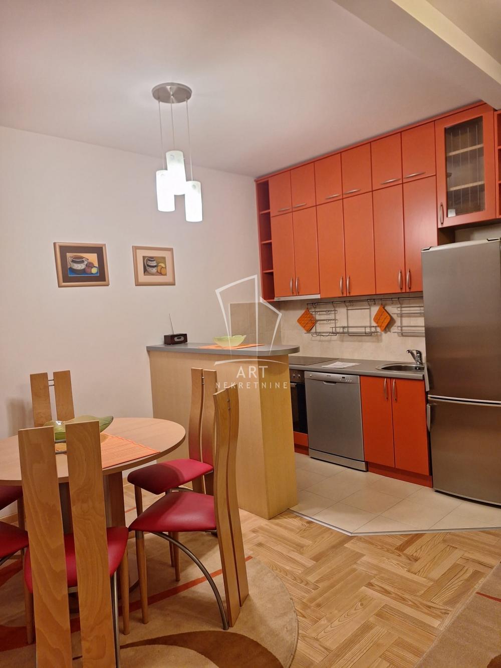 Slika 6 - Braće Nedić, Dvosoban stan za izdavanje, 56m2, 800€