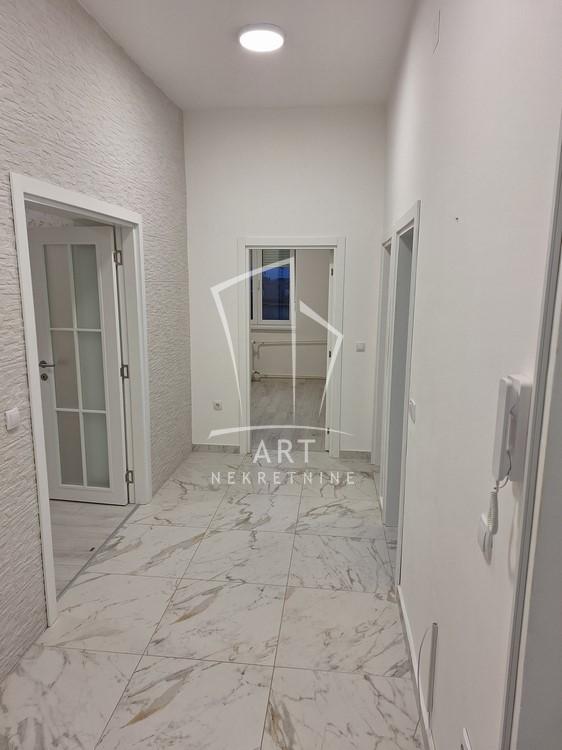 Slika 6 - Bulevar Despota Stefana, Trosoban stan za izdavanje, 80m2, 1.400€