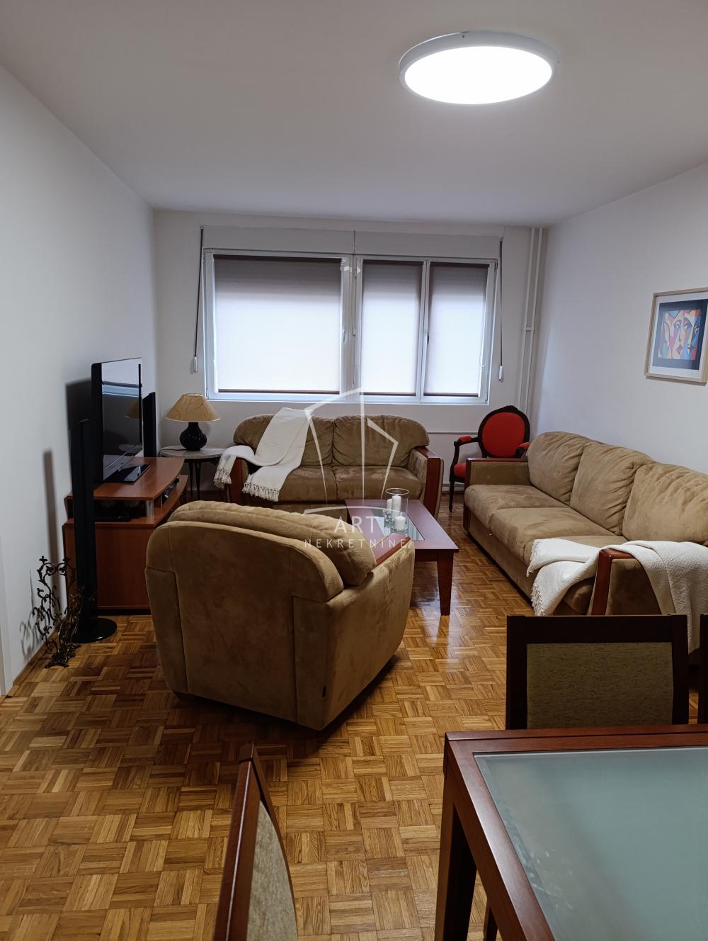 Slika 3 - Makenzijeva, Dvosoban stan za izdavanje, 65m2, 800€