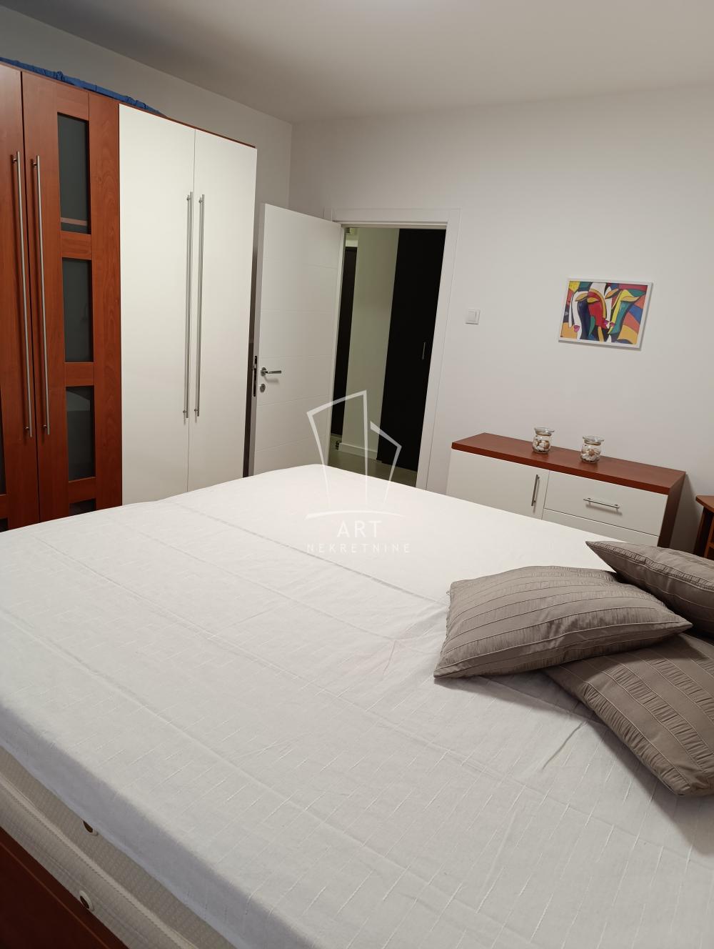 Slika 5 - Makenzijeva, Dvosoban stan za izdavanje, 65m2, 800€