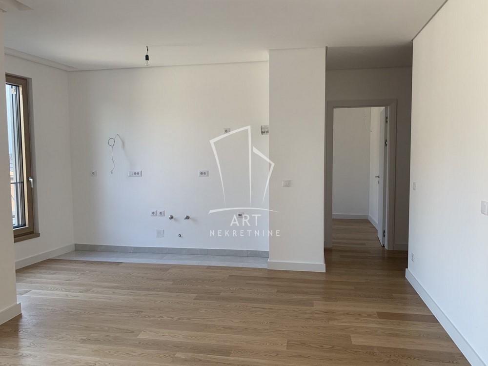 Slika 8 - Bulevar Kralja Aleksandra, Dvosoban stan za izdavanje, 58m2, 1.250€