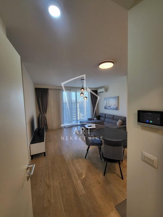 Slika 2 - Bulevar Vudroa Vilsona, Dvosoban stan za izdavanje, 55m2, 1.600€