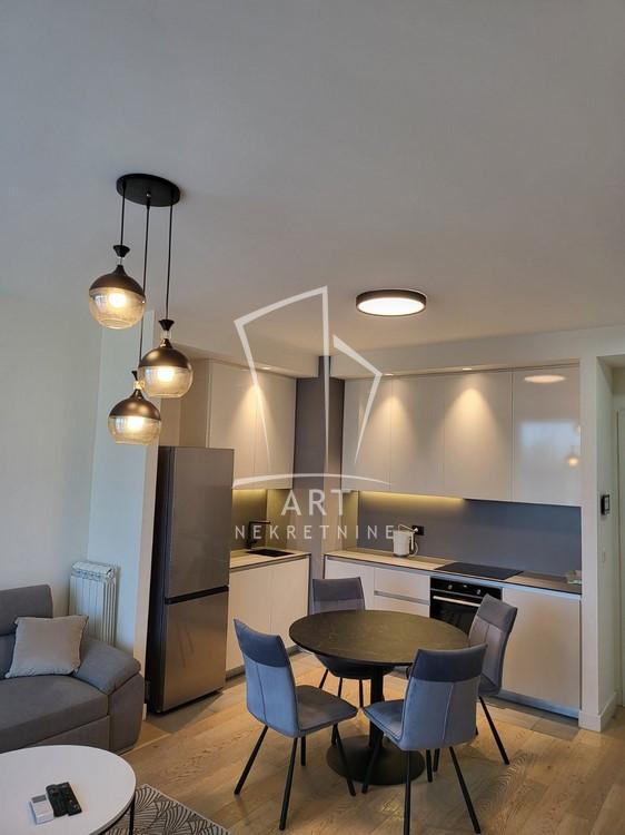 Slika 10 - Bulevar Vudroa Vilsona, Dvosoban stan za izdavanje, 55m2, 1.600€